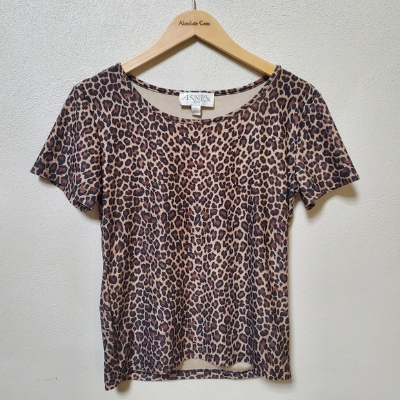 Casual Corner Annex Petite leopard/animal print short sleeved shirt size medium - Picture 2 of 9